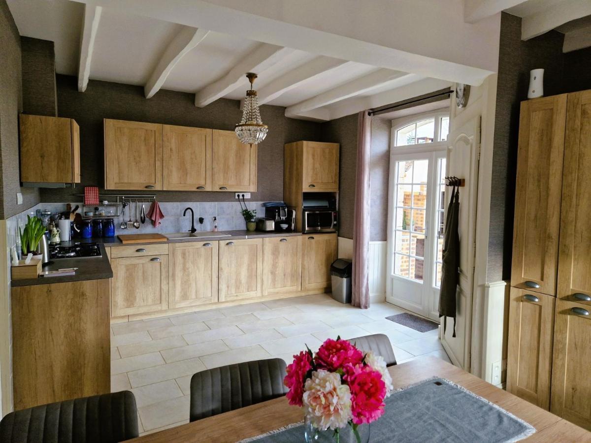 Les Quintanes Bed & Breakfast Suaux Bagian luar foto